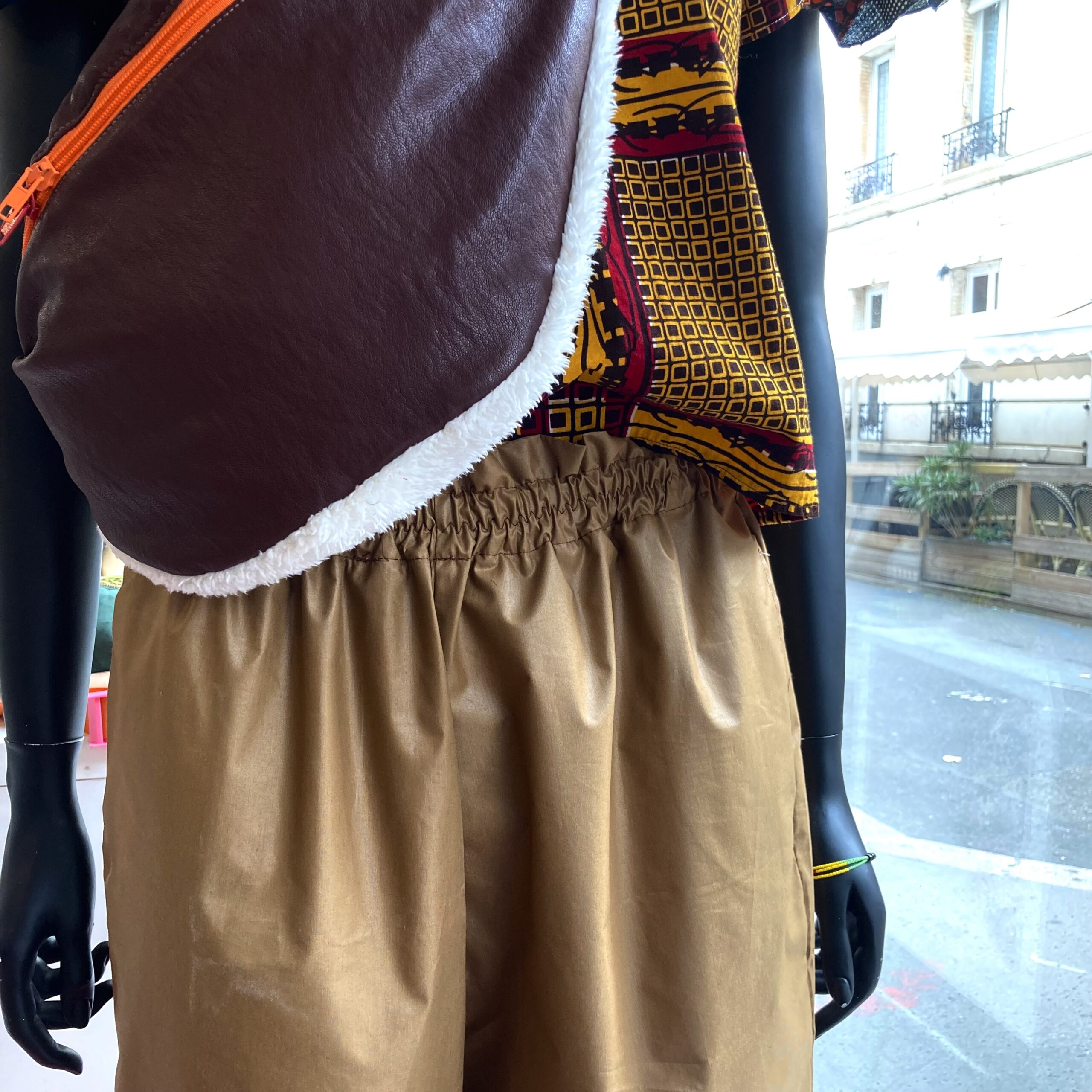 Yodi Body - Banane XXL bouclette-vinyle